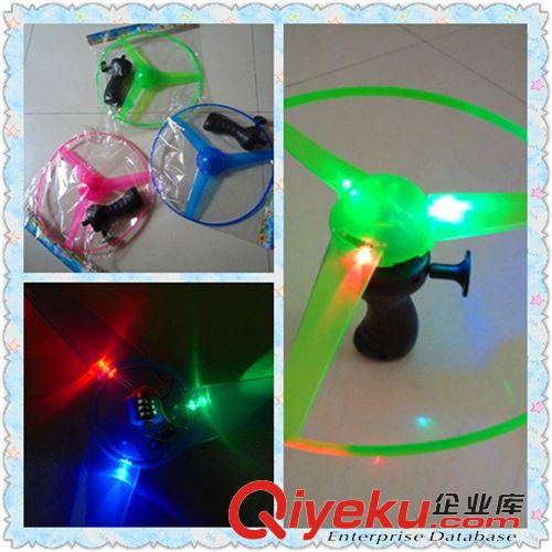 USB燈 新品發光玩具批發發光拉線飛碟新奇發光飛碟玩具夜市地攤熱銷產品