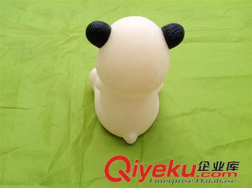 發(fā)光玩具 功夫熊貓 整蠱發(fā)泄玩具 搪膠熊貓 嬰幼兒洗澡玩樂(lè)玩具地?cái)傌浽丛紙D片3