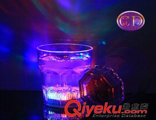 杯子 跑江湖新奇特水感應閃光小八角杯子創意發光杯子酒吧杯可樂杯批發原始圖片3