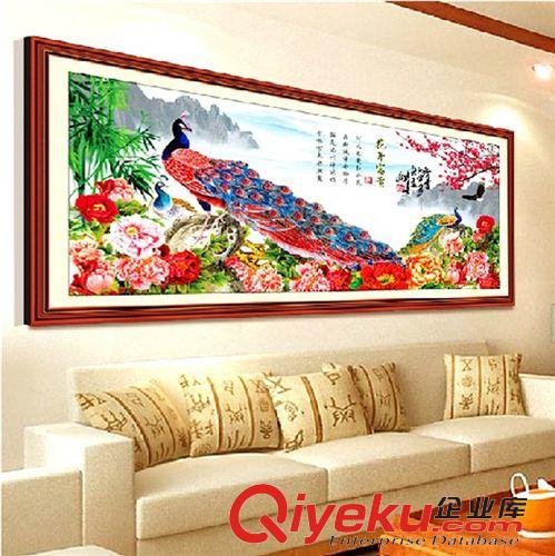 布藝工藝品 廠家批發(fā){zx1}款客廳品牌印花蒙娜麗莎純棉布十字繡花開富貴孔雀
