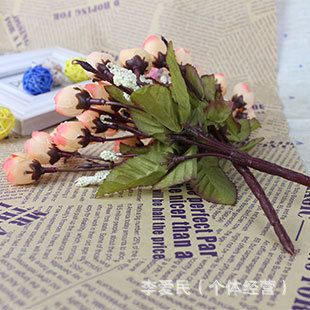 婚慶用品，家居裝飾類 仿真花批發(fā) 塑料花假花 裝飾花 小把仿真綠意盆栽插花 歐式田園