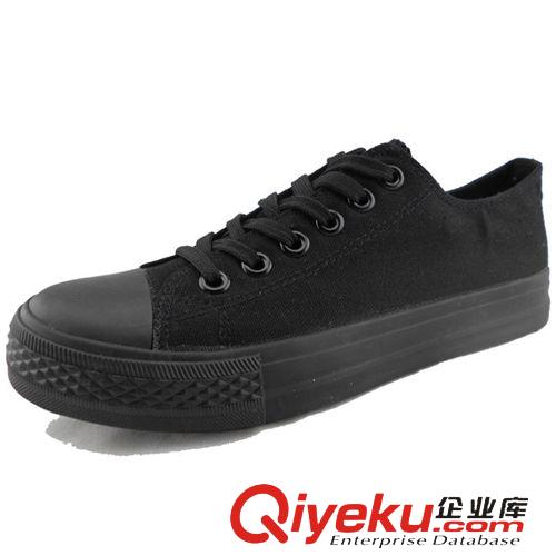 帆布鞋 正品一件代發春季女式低幫帆布面板鞋黑紅色平底帆布鞋休閑鞋女鞋