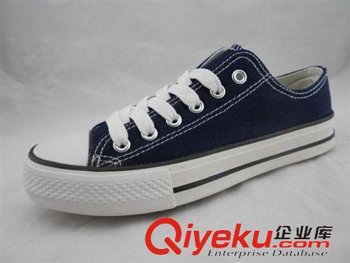 帆布鞋 春夏季女式低幫經(jīng)典帆布鞋 黑色常青款輕便平底板鞋硫鞋 女鞋子原始圖片2