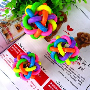 寵物玩具 5.5小號(hào)七彩響鈴麻花球 狗狗貓咪寵物發(fā)聲玩具 帶鈴鐺 七色彩虹球原始圖片2