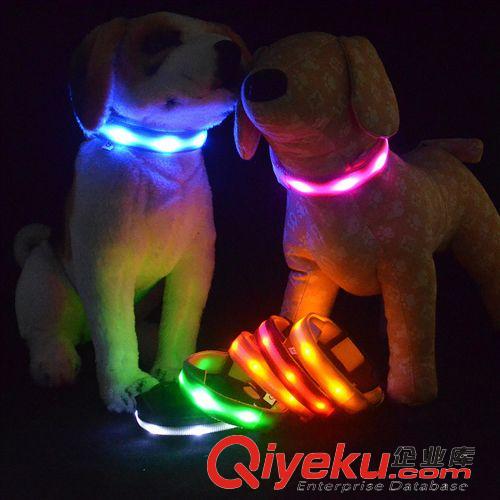 LED發(fā)光寵物用品 廠家直銷 燈帶寬2.0 條紋燈帶發(fā)光項圈 閃光 狗帶 牽引帶 狗項圈