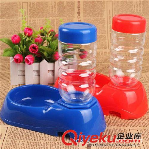 寵物日用品 寵物飲水器自動(dòng)續(xù)水 貓咪臥式水碗塑料狗碗寵物用品 現(xiàn)貨批發(fā)原始圖片2