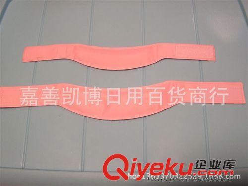降溫產(chǎn)品/狗窩/電熱毯/毛毯 寵物降溫產(chǎn)品 寵物降溫圍巾 狗狗冰圍巾 貓用圍脖冰巾M號(hào)原始圖片2