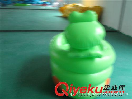 嬰兒浴盆 充氣卡通印刷浴盆 寶寶夏樂充氣洗浴盆 各類充氣產(chǎn)品批發(fā)原始圖片3