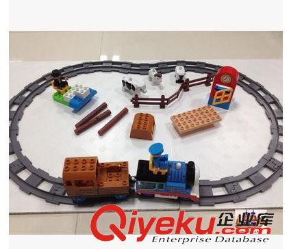 電動玩具 廠家直銷兒童托馬斯火車軌道系列  電動音樂燈光 拼裝火車軌道原始圖片3