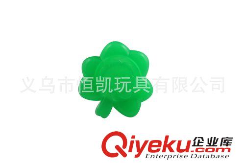 萬圣節(jié)閃光產(chǎn)品 軟膠閃光三葉草戒指，LED手指燈