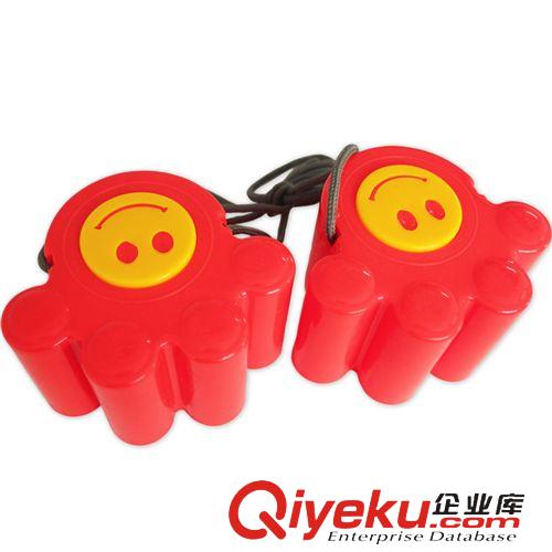 感統(tǒng)訓(xùn)練 幼兒園專用兒童感覺(jué)統(tǒng)合訓(xùn)練 大腳丫笑臉高蹺 卡通高蹺 踩高蹺原始圖片3
