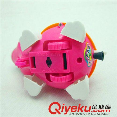 拉線發條玩具 供應批發拉線發光烏龜 一拉就跑 閃光玩具廠家直銷 2元店玩具批發