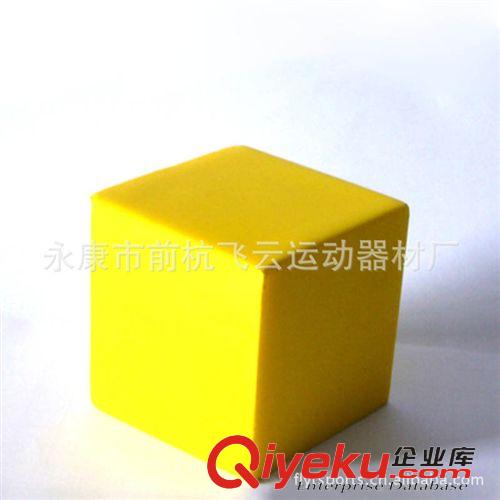PU玩具 定制PU發(fā)泡玩具斧頭 刀劍 PU卡通造型 PU發(fā)泄玩具球 PU公仔
