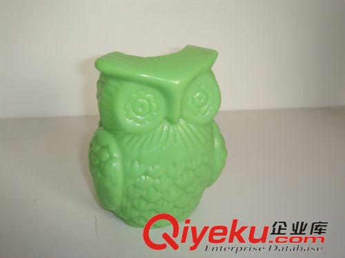 其他塑膠制品 環(huán)保搪膠筆筒造型筆筒貓頭鷹筆筒造型筆盒