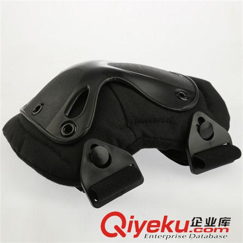 防護工具 廠家直銷 變形金剛護具 戰(zhàn)術(shù)護具 套裝 迷彩 金剛護膝 護肘原始圖片2