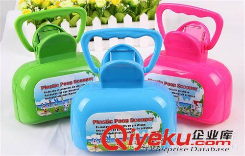  寵物清潔美容工具類(lèi) 寵物用品清潔用品 新款寵物夾便器 貓狗拾便器狗狗便器塑料拾便器原始圖片2