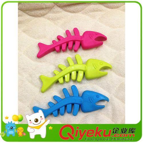  寵物玩具 寵物貓狗橡膠玩具 小魚造型 訓練玩具批發