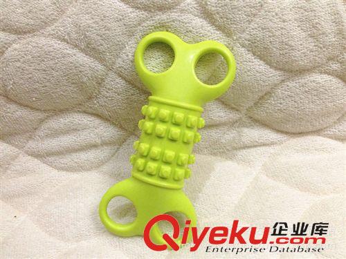  寵物玩具 寵物貓狗訓練玩具橡膠 四孔型 耐咬橡膠材料批發
