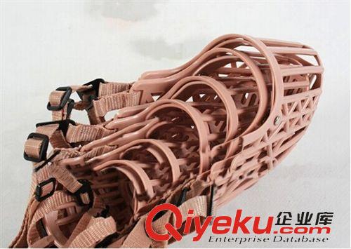  寵物用周邊用品 寵物用品批發嘴套塑料柵欄式狗嘴套防咬防誤食狗口罩嘴罩1---7號