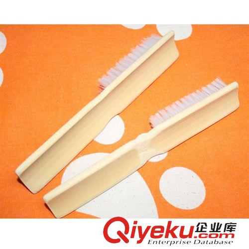 家居用品 優(yōu)質(zhì)竹柄鞋刷 洗鞋刷子 洗衣刷子 洗鞋好幫手 洗家具刷子45g原始圖片3