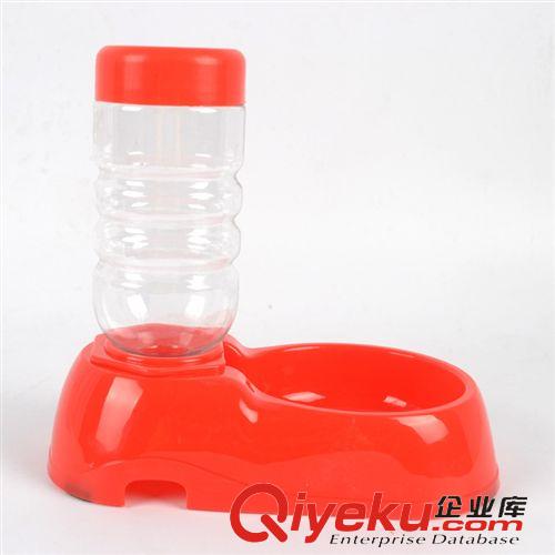 寵物食盆/飲水器 廠家供應(yīng)寵物用品狗狗食具寵物坐式飲水器食盆狗飲水器自動出水瓶
