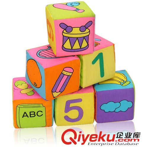 伊詩比蒂  0-3歲益智布玩具 伊詩比蒂zp 七厘米積木6件套 幼兒布制積木玩具 BT-3006布積木
