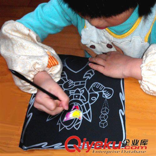 早教教學(xué)具玩具 幼兒刮刮畫 兒童繪畫紙 炫彩刮蠟紙 安全無味原始圖片2