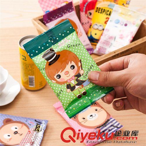 2015年新品  超柔潤卡通潔膚寵物濕巾 寵物濕紙巾 肌膚去油保濕 6片裝原始圖片3