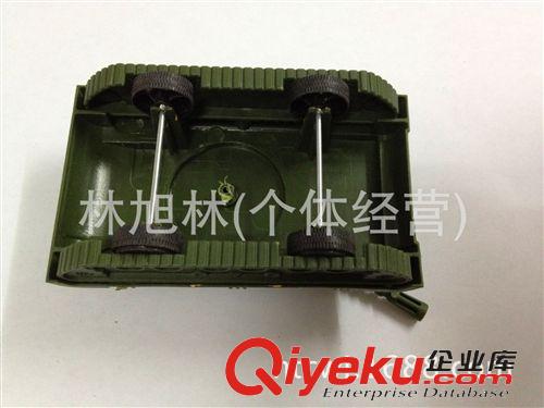 靜態(tài)模型 批發(fā)散裝玩具配件配套軍事模型坦克車 帶輪戰(zhàn)斗坦克車(J29)