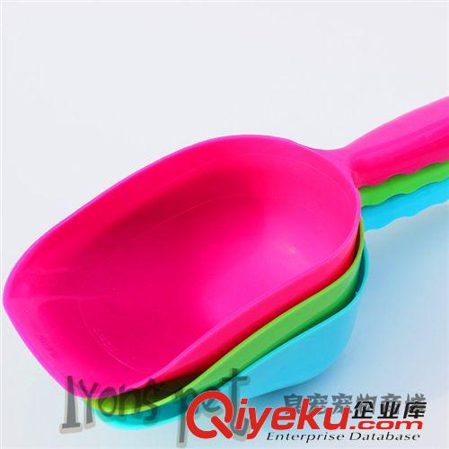 日常用品 寵物狗糧鏟子 狗糧勺子 貓狗糧鏟量勺 貓糧鏟 顏色隨機(jī) 犬用 批發(fā)