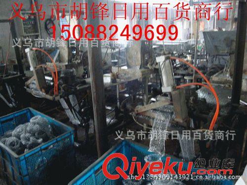 清潔刷、鋼絲球 地攤熱賣 江湖地攤產(chǎn)品生產(chǎn)廠家 手柄鋼絲球洗鍋清潔刷批發(fā)