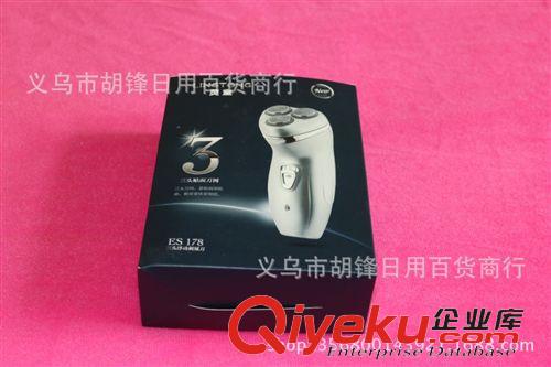 電動剃須刀 廠家批發英國銳凱利旋轉三頭剃須刀 俄羅斯剃須刀 送廣告布錄音原始圖片3