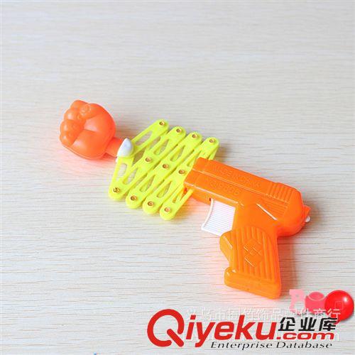 兒童益智玩具 B077   一元9606拳頭槍兒童玩具 拳頭槍 搞怪玩具槍彈力槍魔術槍原始圖片2