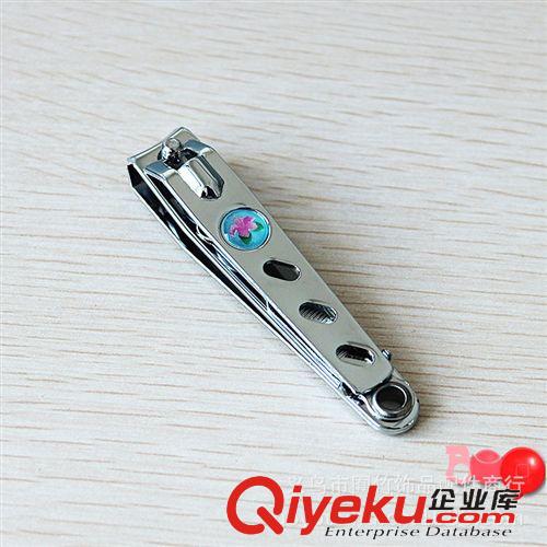 美妝用品 E048   鑫美達(dá)大指甲剪 指甲刀 指甲鉗  帶挖耳勺 大量批發(fā)供應(yīng)原始圖片2