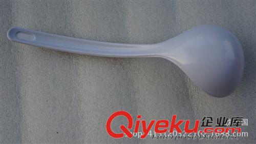 一元 兩元 一元兩元 廚房用品 白色加長湯勺 義烏小商品批發原始圖片2