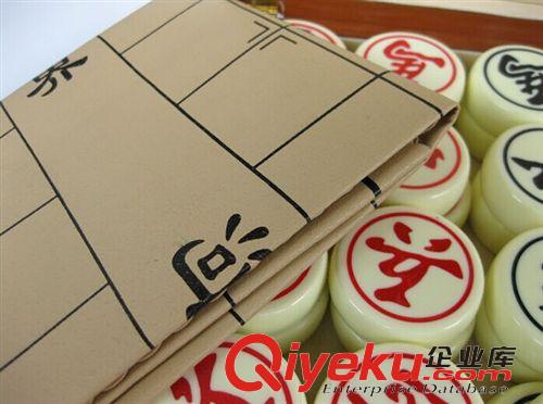 象棋 zp狂神象棋 高级亚克力中国象棋 色泽光亮gd木盒装 PU 棋盘