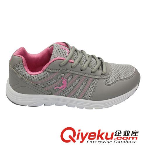 哈雷喬丹 一件代發(fā)   哈雷喬丹女士運(yùn)動(dòng)鞋
