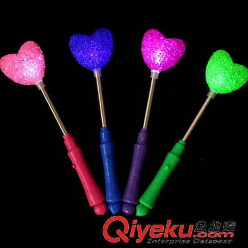 產(chǎn)品分類 廠家直銷彈簧發(fā)光棒 米粒棒玫瑰花燈熒光棒演唱會(huì)用品義烏小商品原始圖片2