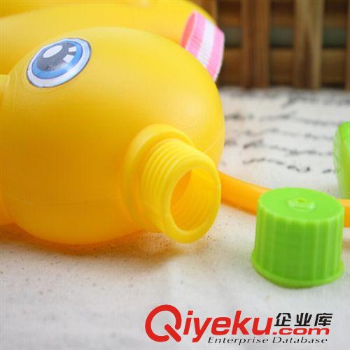創(chuàng)意玩具 兒童創(chuàng)意大黃鴨背包壓力水槍批發(fā) 夏季戲水玩具 義烏兒童玩具批發(fā)原始圖片3