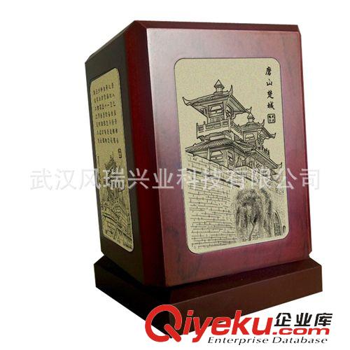 湖北特色禮品 湖北武漢特色文化禮品黃鶴樓紀念品紅木皮雕可旋轉筆筒加工定制原始圖片3