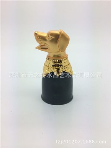 酒具系列擺件 天之嬌精品和田青玉生肖酒具批發(fā) 金鑲玉生肖狗白酒杯 12獸首玉杯