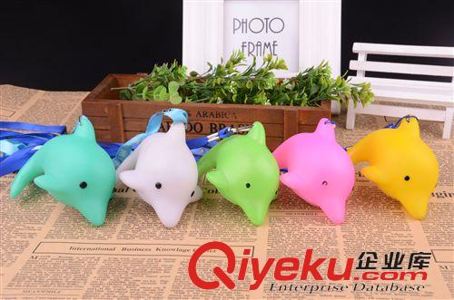 發光玩具 海洋動物系列七彩海豚掛件小夜燈 海豚小夜燈掛件 廠家批發原始圖片3