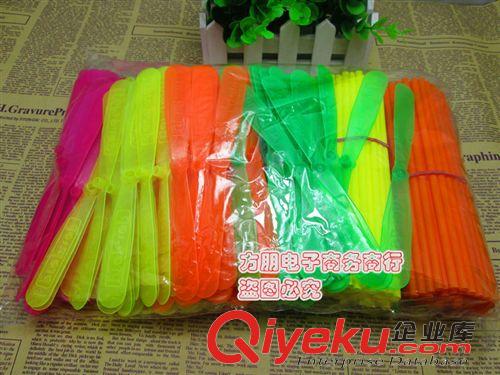 0-2元禮品玩具 80后玩具兒時(shí)經(jīng)典兒童竹蜻蜓飛天仙子兒童玩具地?cái)偹芰吓l(fā)tj原始圖片2