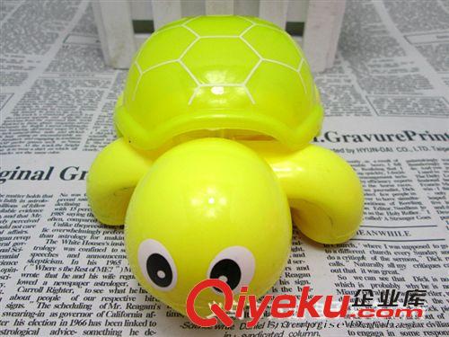 電動玩具 地攤貨源熱銷電動玩具批發萬向發光帶音樂QQ爬龜寶寶玩具0-5原始圖片2