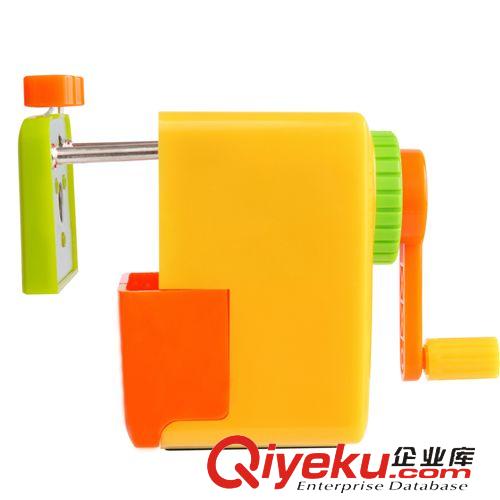 學(xué)生用品系列 得力文具0616削筆器 手搖卷筆刀 手搖削筆器 桌面型削筆刀