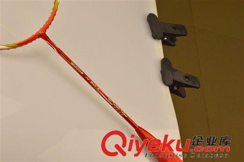 超碳素中高端 廠家直銷OEM貼牌加工正品巨弩Arbalist全碳素N90二代羽毛球拍原始圖片3