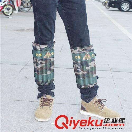 拳擊武術(shù)類 兒童拳擊手套 專業(yè)散打拳套 跆拳道打沙袋訓(xùn)練專用 兒童手套