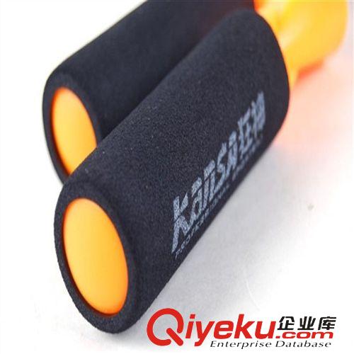 體育用品 廠家直銷  現(xiàn)貨批發(fā)zp狂神導(dǎo)向跳繩 泡棉手柄 專業(yè)健身ss跳繩原始圖片3