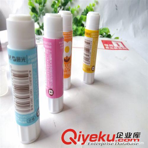 膠類 廠家直銷 現(xiàn)貨批發(fā)晨光正品 新品小清新固體膠棒 學生手工固體膠原始圖片3