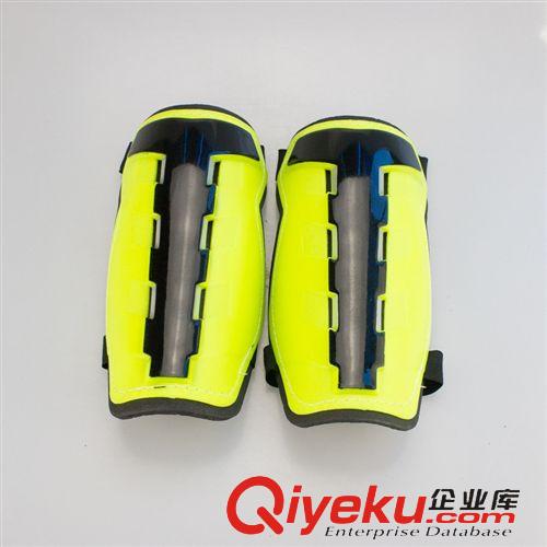 足球護腿板 廠家批發(fā) 優(yōu)質(zhì)通用護腿板 專業(yè)足球運動 護脛護小腿 一件代發(fā)原始圖片2